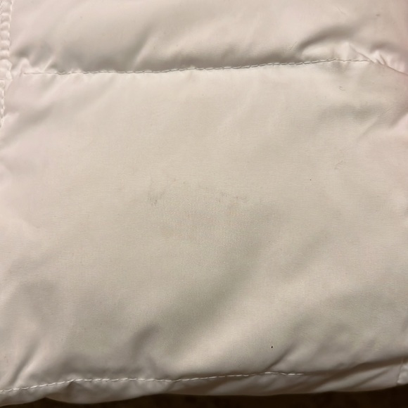 Gap White Puffy Vest - Picture 5 of 9